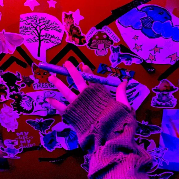 Custom Paper Dragon Puppet - Picture 7 of 7